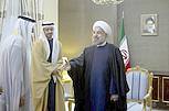Irans Präsident Hassan Rowhani empfängt den Außenminister der Vereinigten Arabischen Emirate (UAE) und seine Entourage. (Archivfoto)